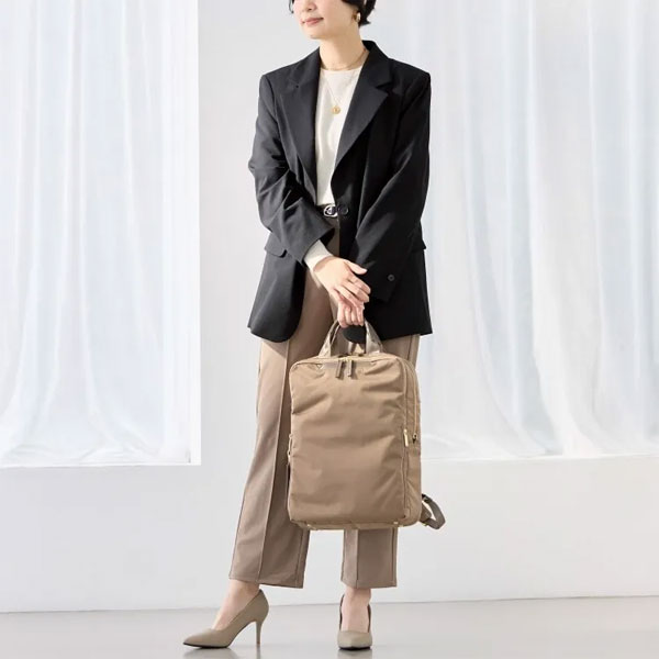 フィッテム ビジネスリュック［全4色］ 17/20L［A4ファイル/14インチPC対応］ エース 68684【送料無料*】